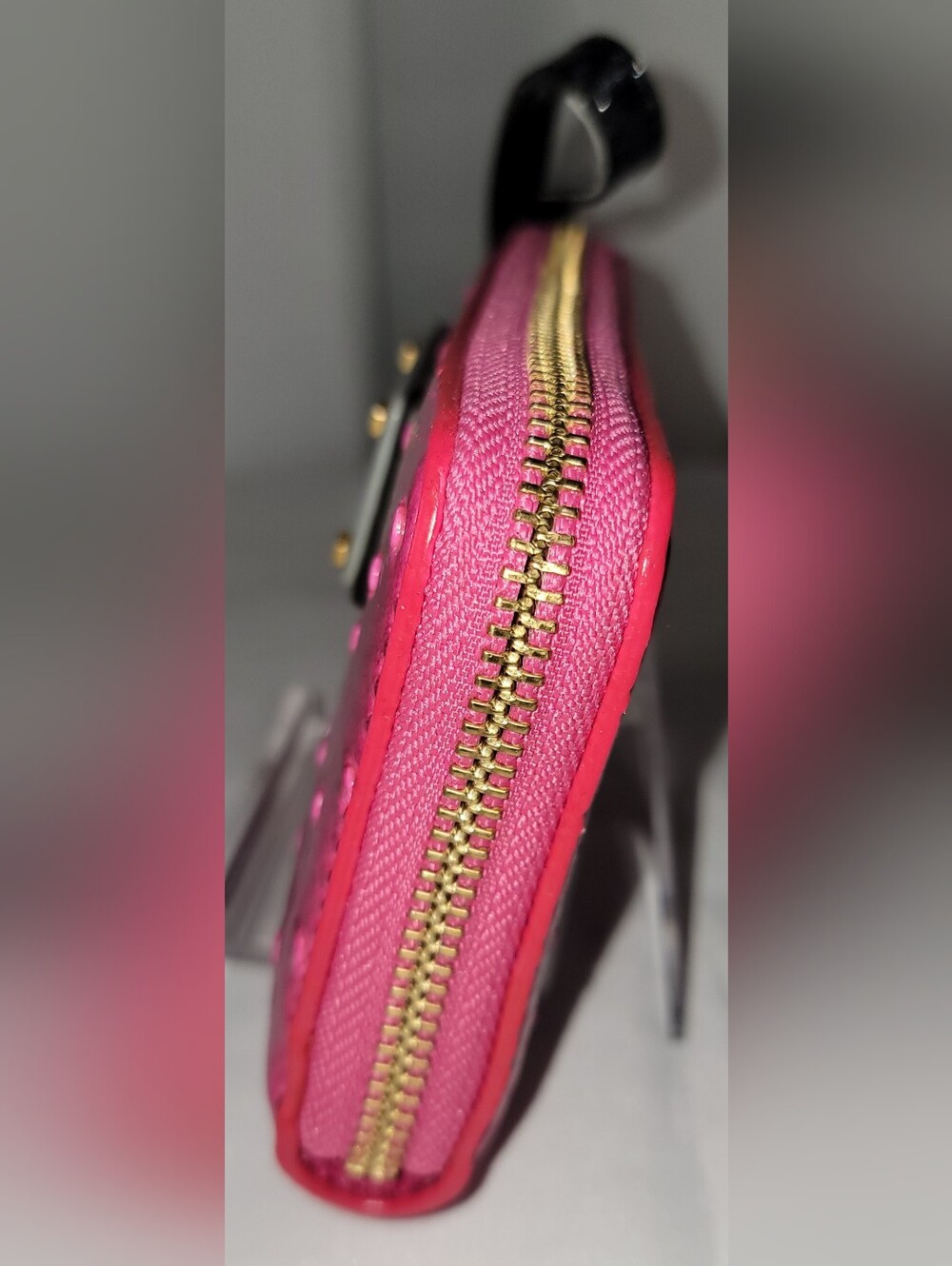 Marc by Marc Jacobs Hot Pink Ostrich-Embossed Wristlet Clutch Wallet NWT. - Picture 13 of 16